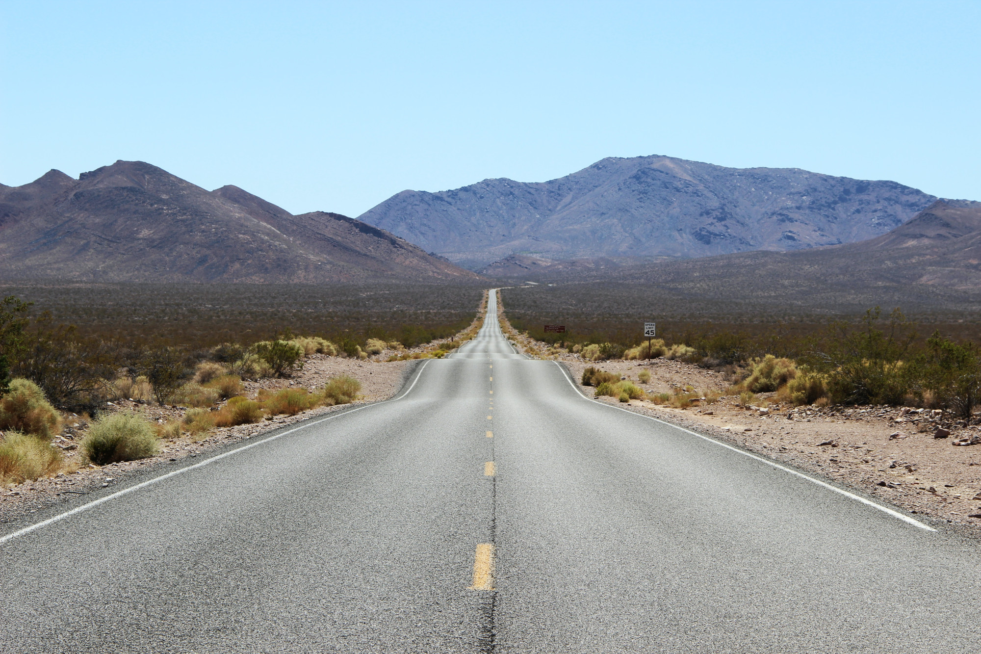 Weg in de Death Valley
