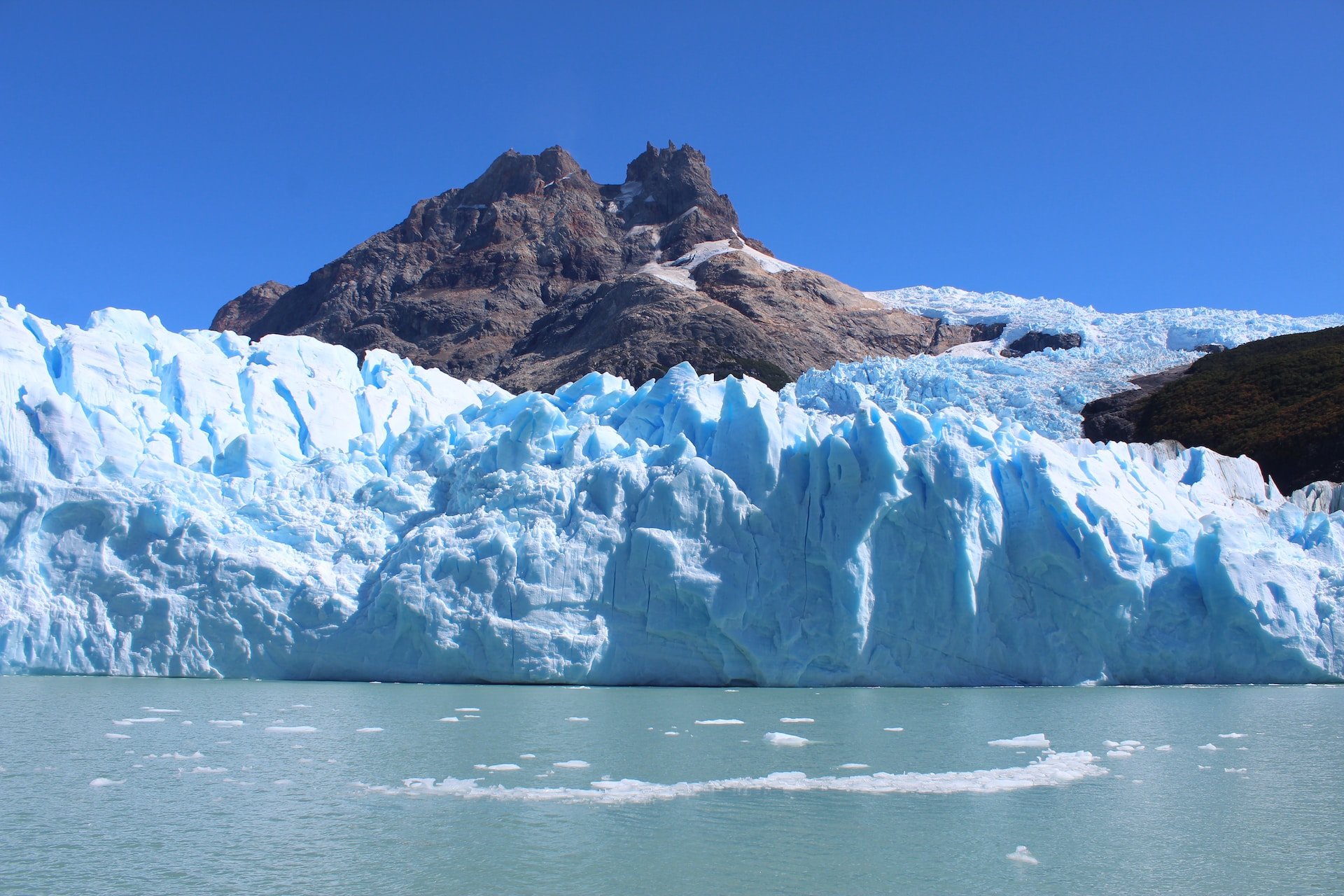 Gletsjer in het water bij El Calafate
