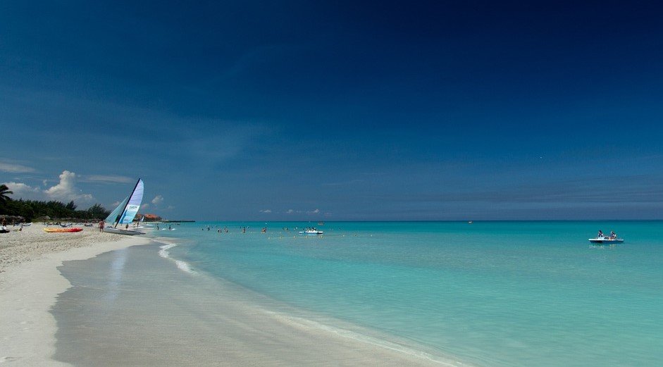 Het paradijselijke strand van Varadero, Cuba