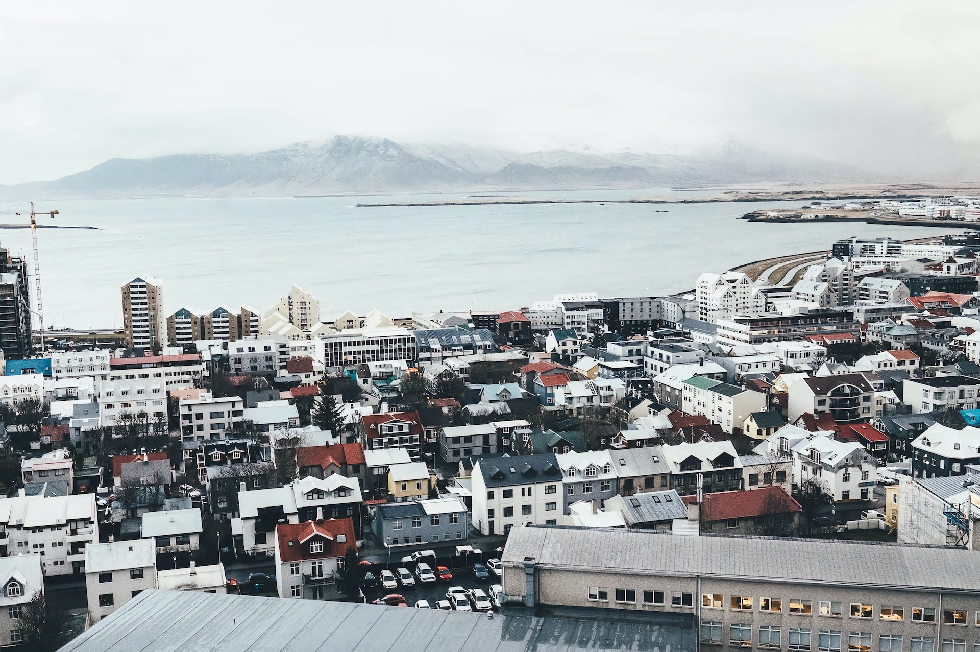 Reykjavik in de winter vanuit de lucht