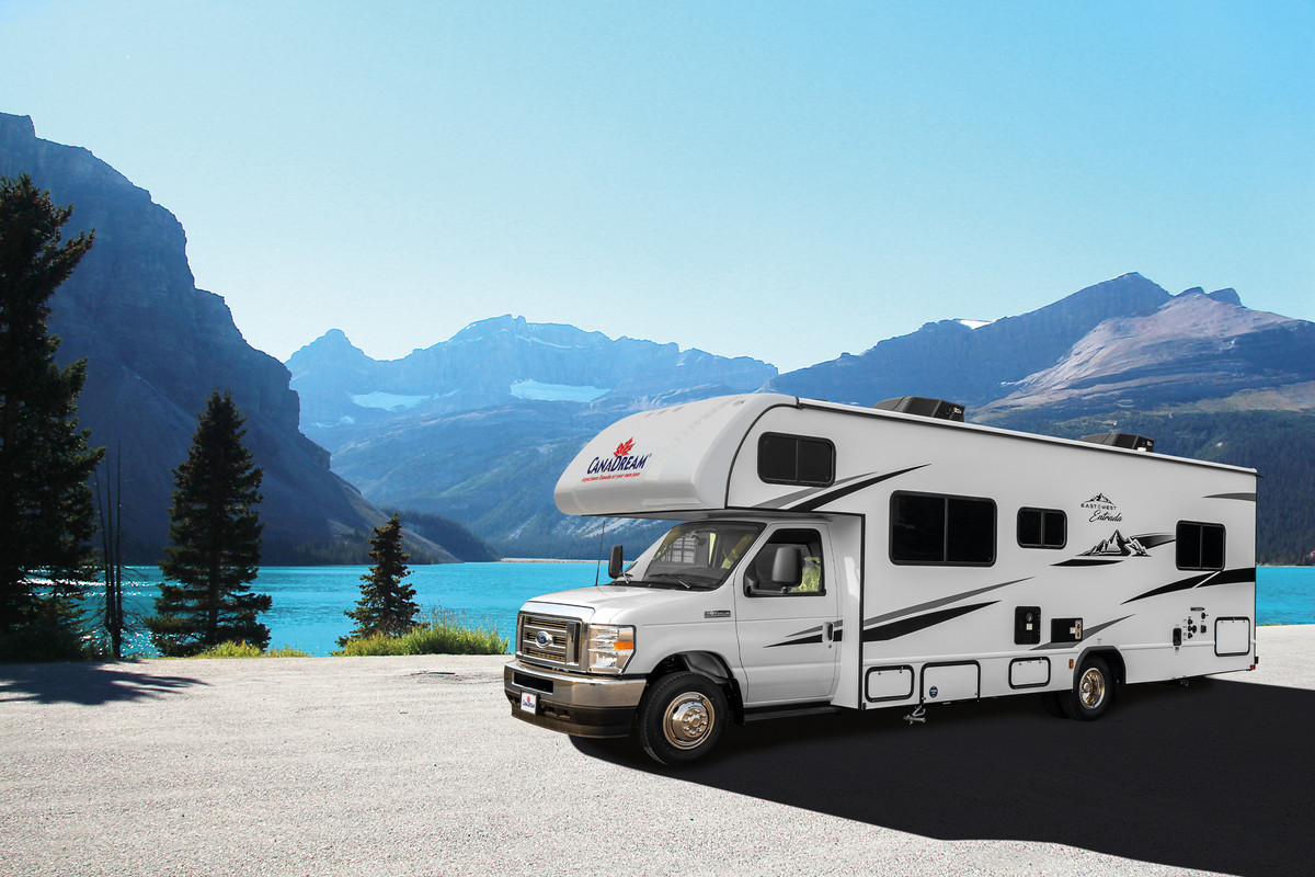 Canadream MHL Large Motorhome in Canada