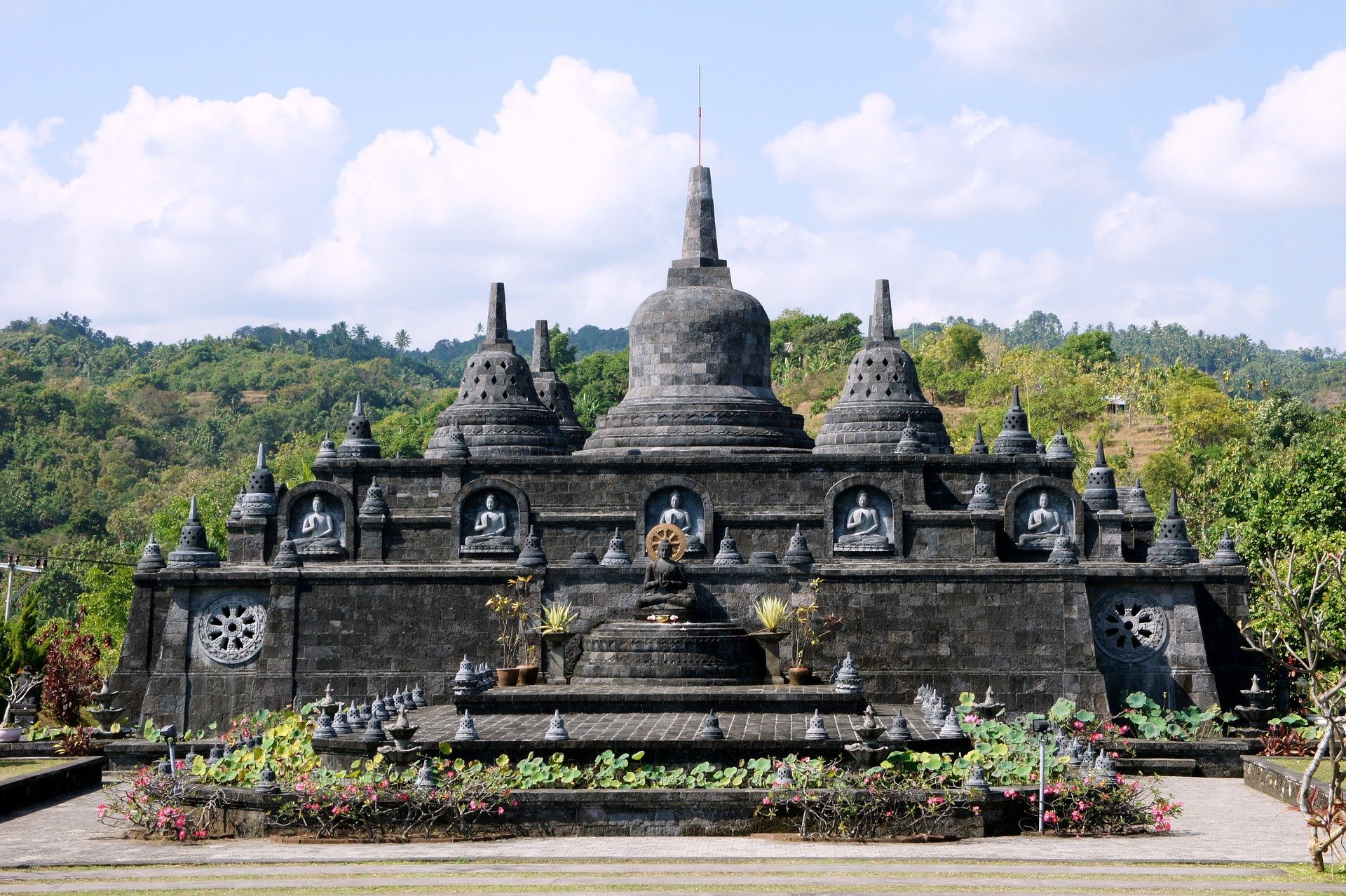 Brahma Vihara Banjar tempel op Bali, Indonesië