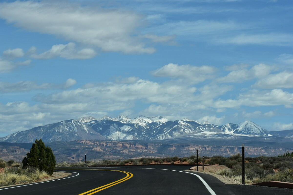 Weg door de Rocky Mountains