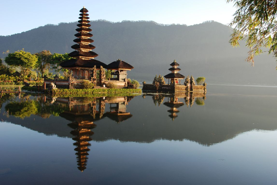 Indonesië Bali drijvende tempel Ulun Danu