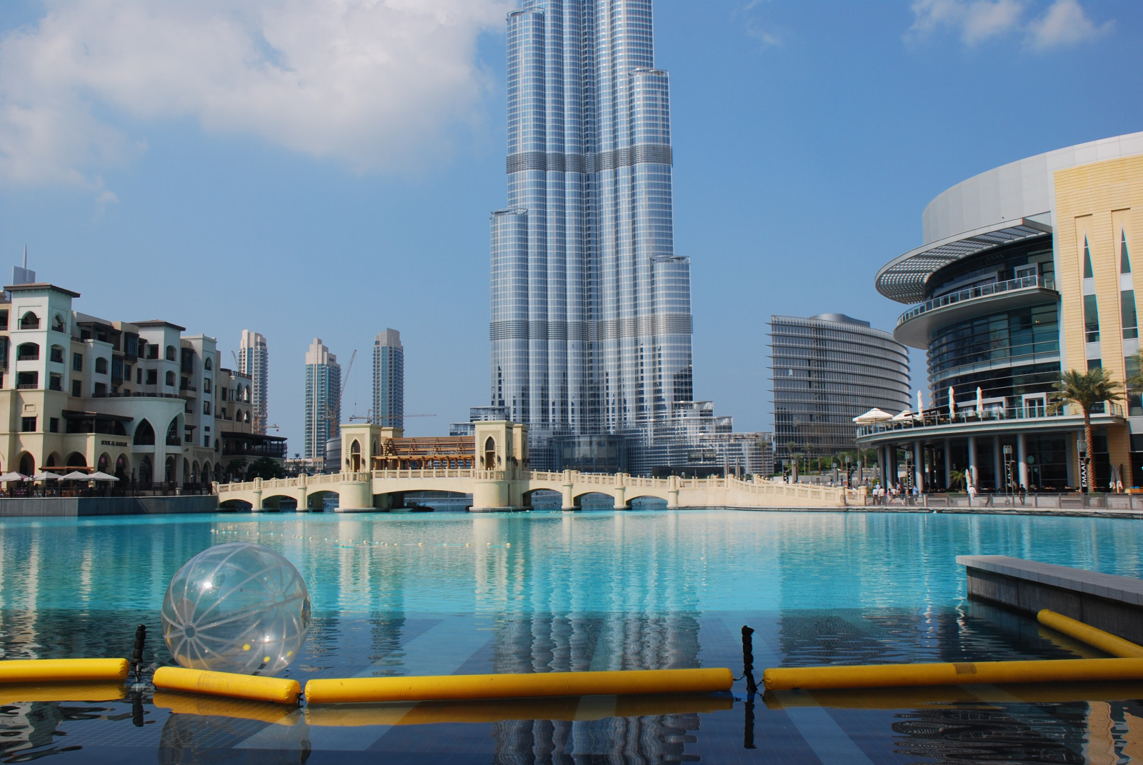 Dubi Burj Khalifa fontein