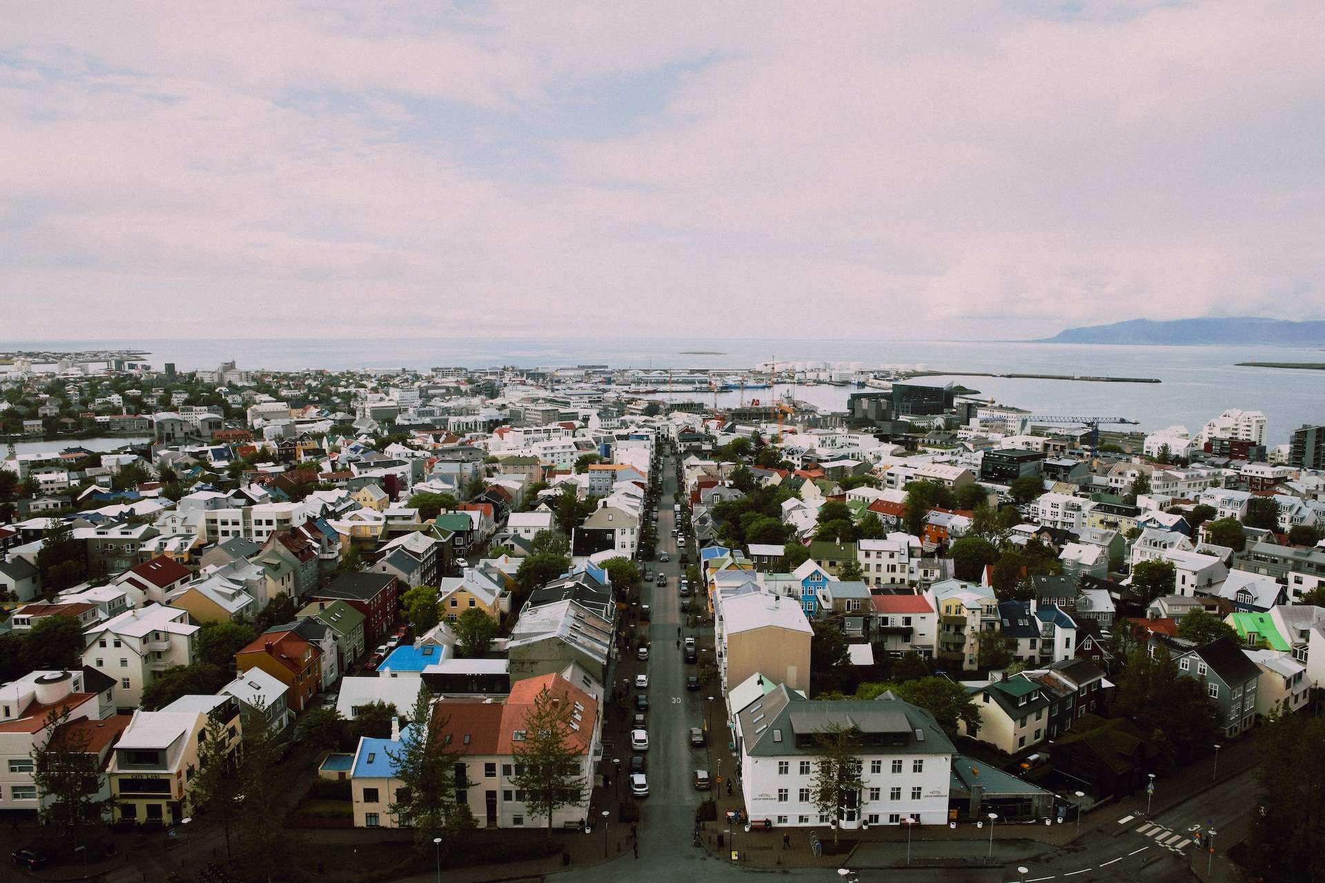 Kleurrijke huisjes in Reykjavik.