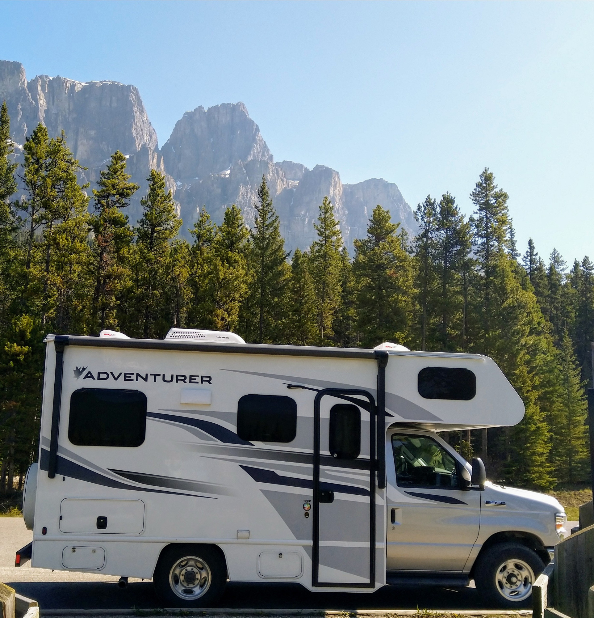 Four Seasons camper small